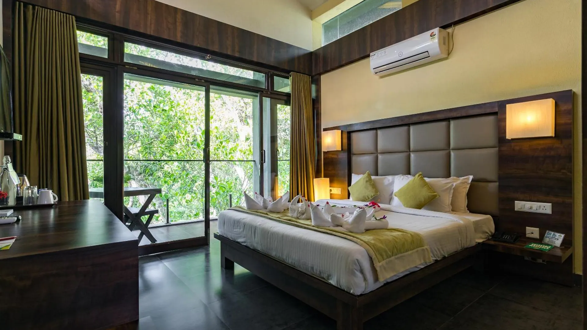 The Mountain Courtyard Thekkady Hotel India
