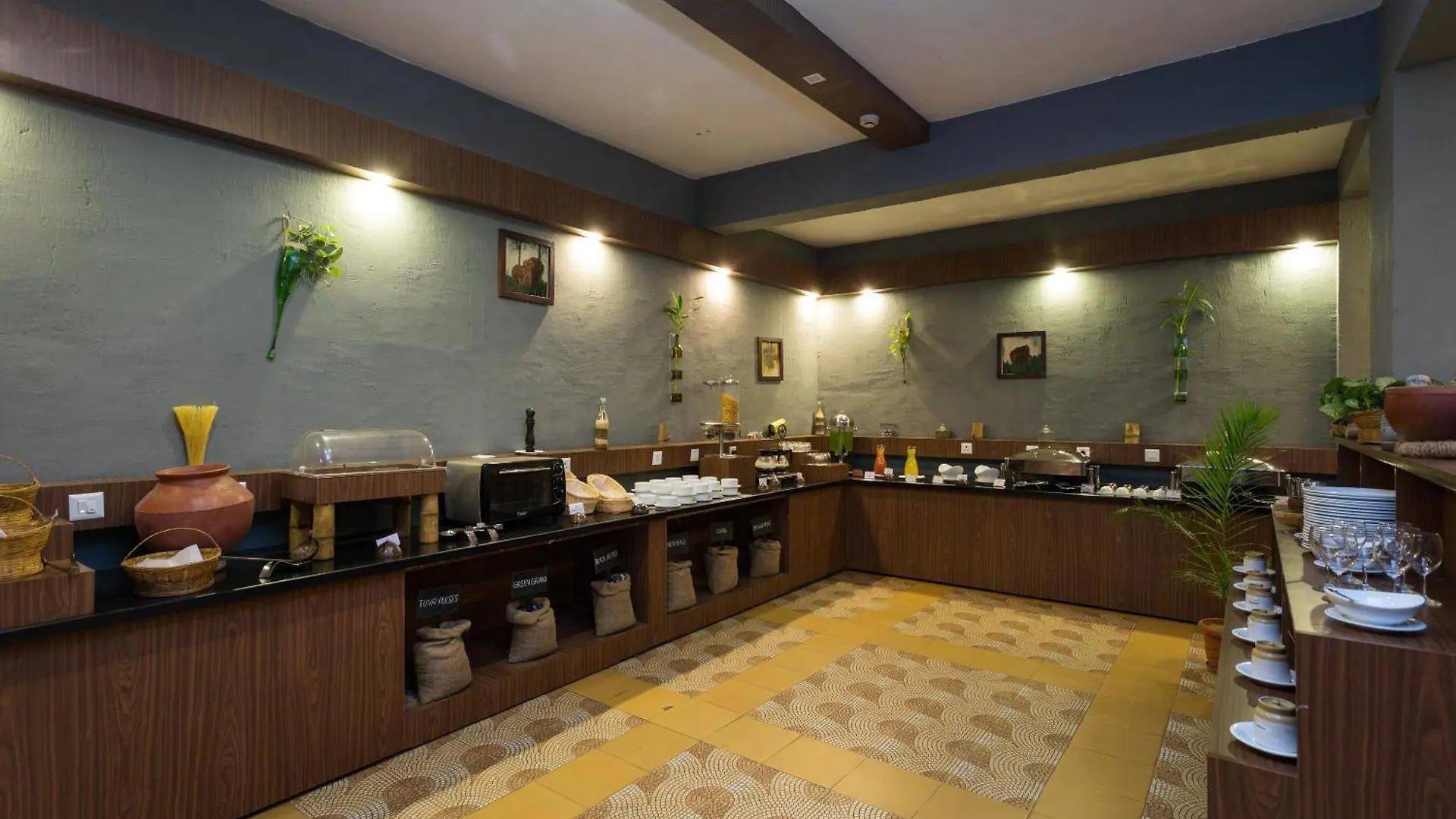The Mountain Courtyard Thekkady Hotel India