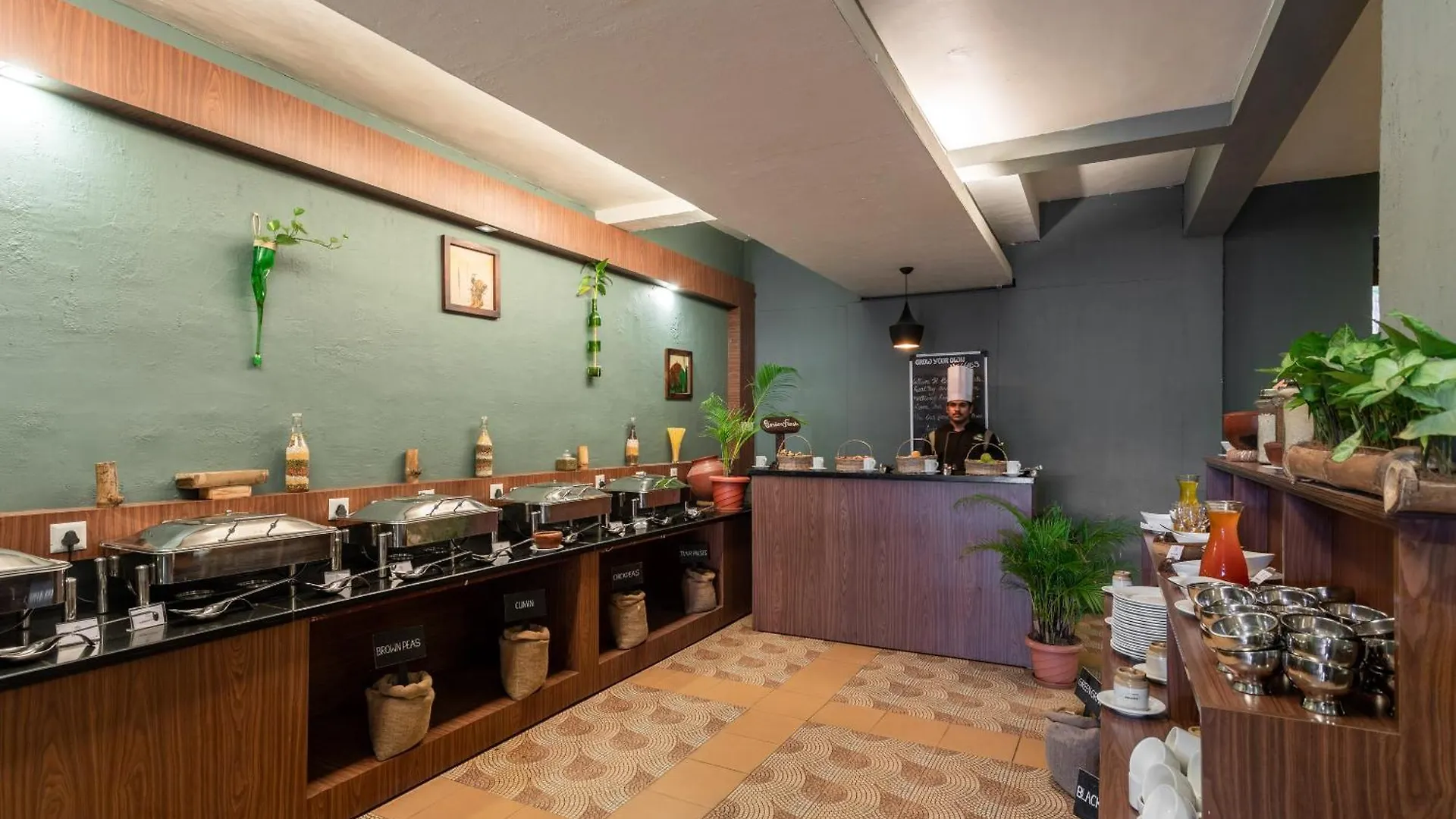 ***** Resort The Mountain Courtyard Thekkady Hotel India