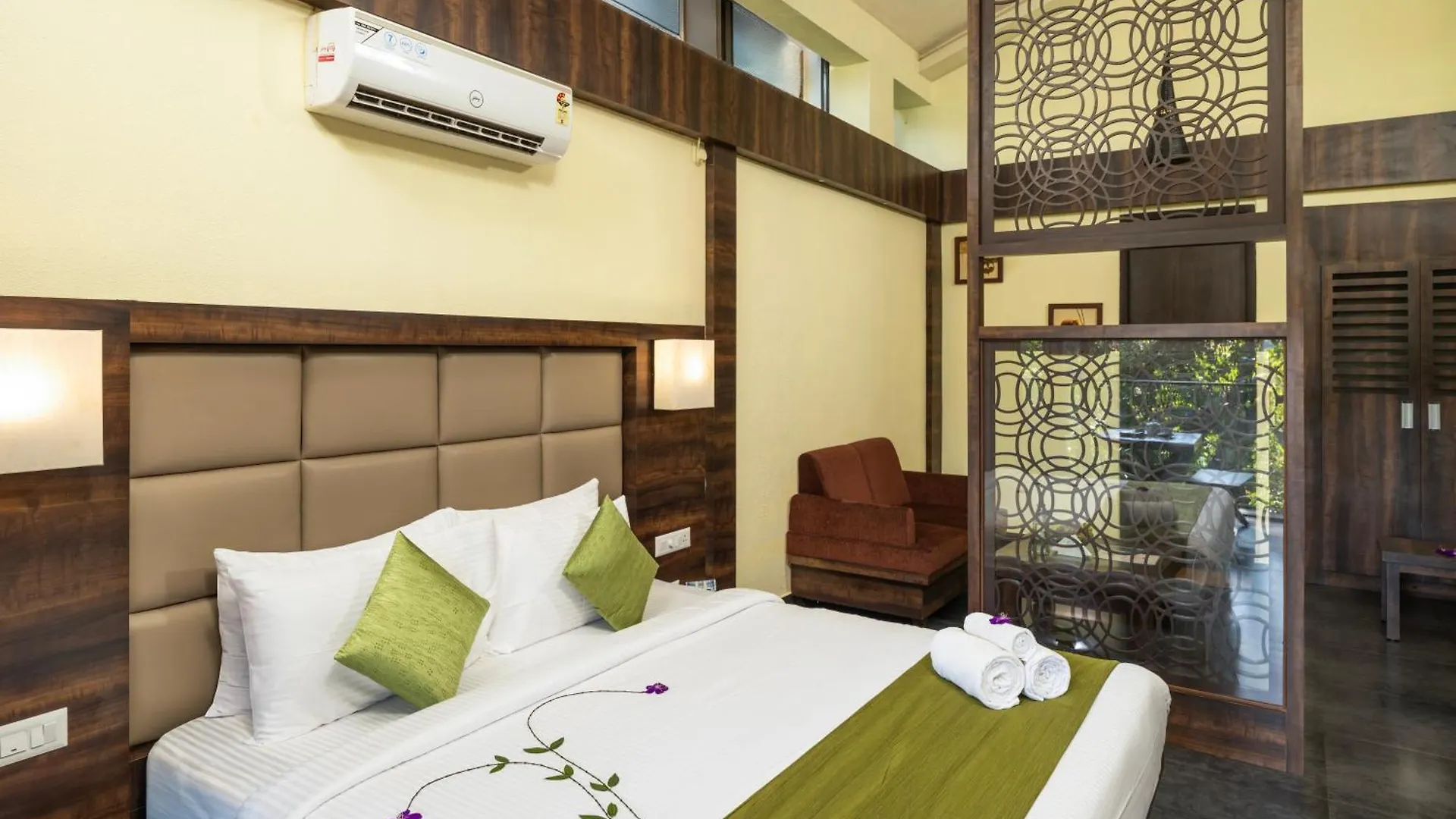 Resort The Mountain Courtyard Thekkady Hotel