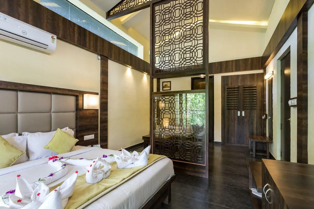 The Mountain Courtyard Thekkady Hotel